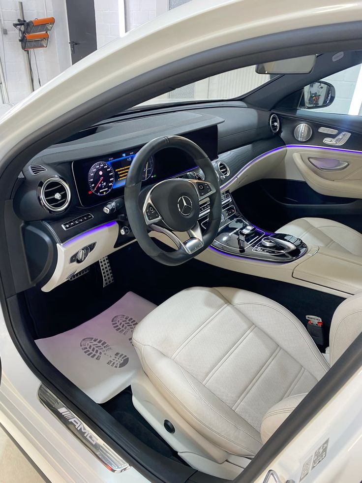 E200